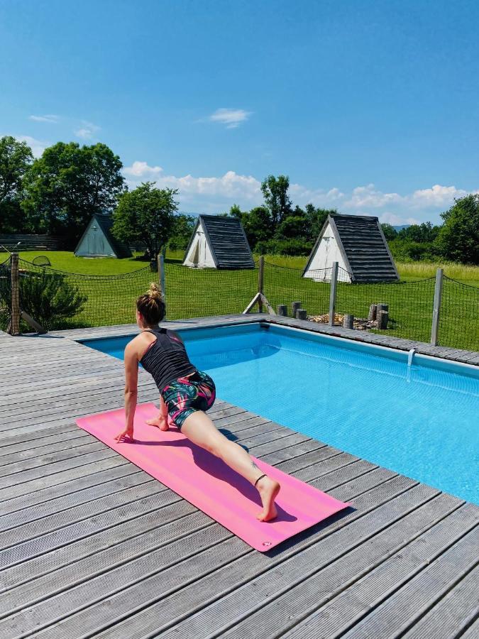 Greenvalleyglamping Sesce Pri Preboldu Luaran gambar