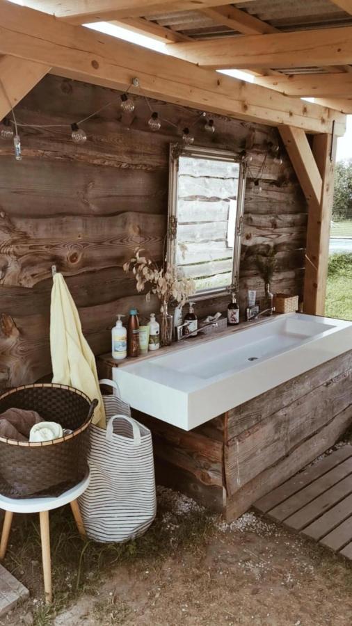 Greenvalleyglamping Sesce Pri Preboldu Luaran gambar